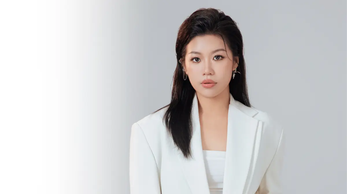 Crystal Lim