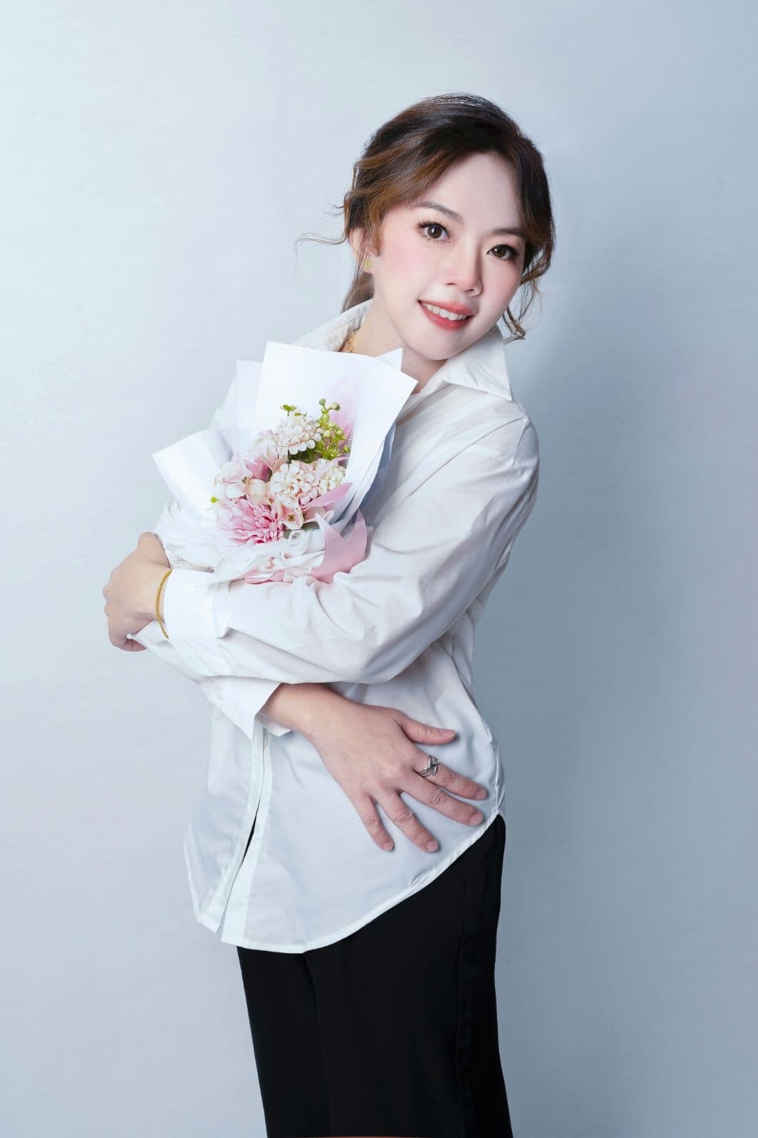 ANETTE LIM
